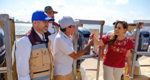 Mara Lezama entrega equipo pesquero por más de 8 mdp y anuncia reapertura de ventanilla de apoyos en SEDARPE