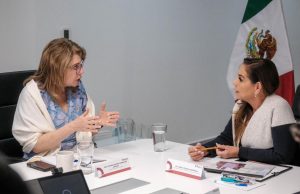 Avanza “Mujer es Aprender”: 53 quintanarroenses concluyen el bachillerato con apoyo del CENEVAL